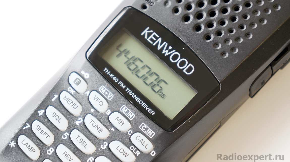 Портативная радиостанция Kenwood TH-K40